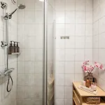 Modern Suites, Excellent Location In The Heart Of *