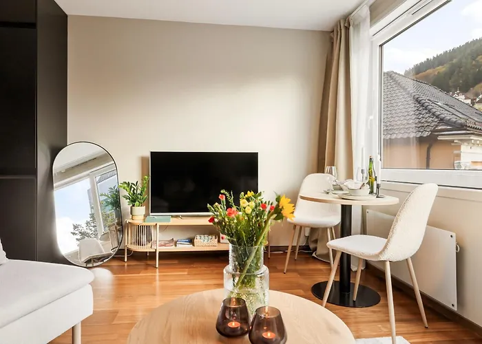 Modern Suites, Excellent Location In The Heart Of *